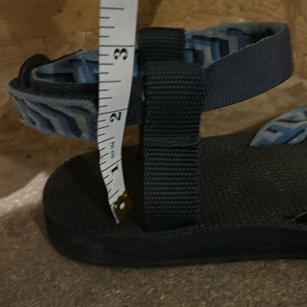 Teva Sandals Ankle Strap Women’s size 10 - Picture 9 of 9